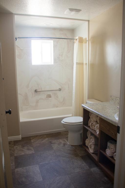 Villa Henrie'S Hideout Panguitch Zimmer foto